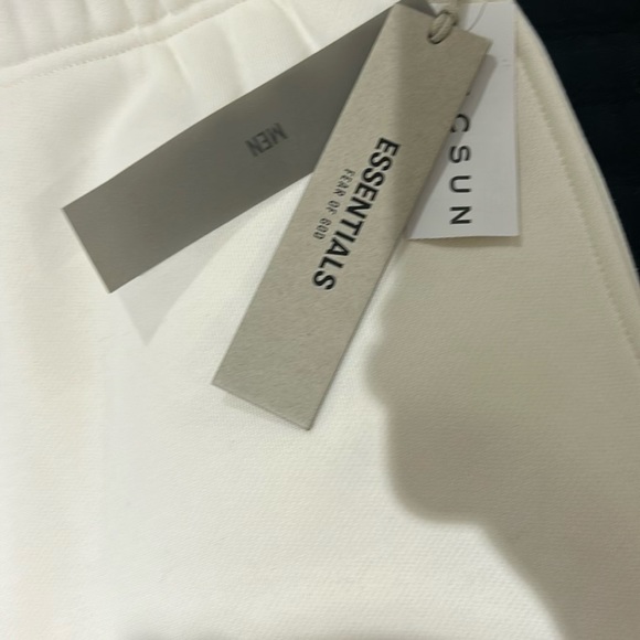 men’s large fear of god essentials sweatpants - Picture 7 of 7